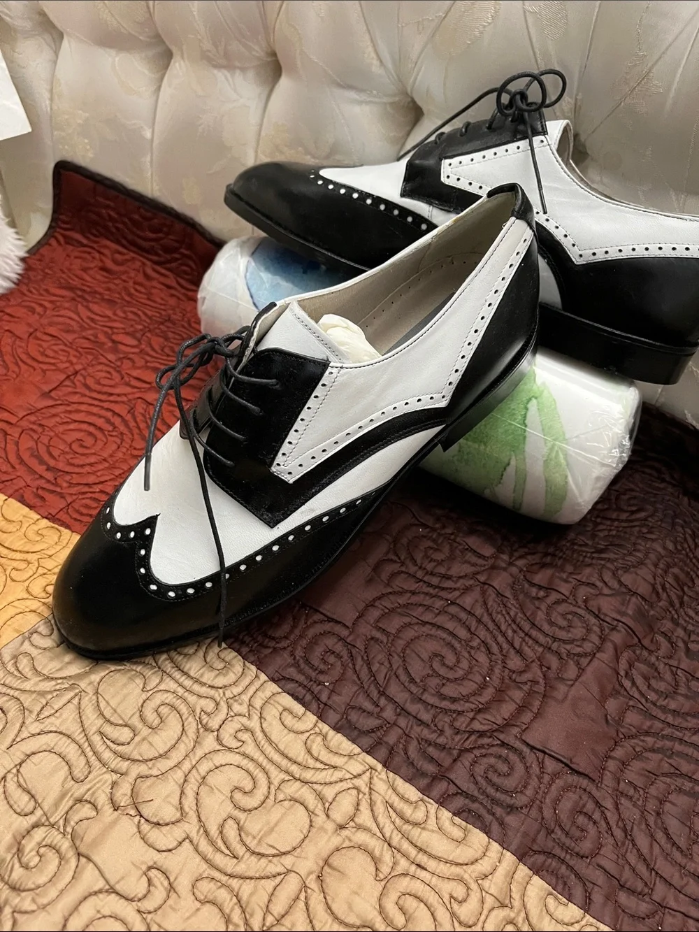 Stacy Adams Black and White Two-Tone Wingtip Oxfords NWOT